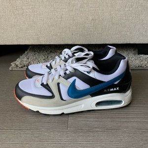 Nike Air Max Commands
